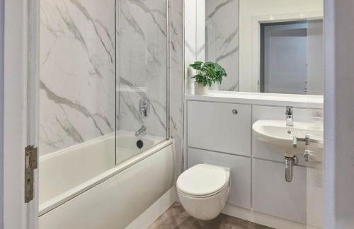 Ropewalks Retreat III - Sleeping 8 Guests with Parking - Foto 13