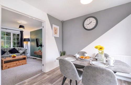 Stylish & Convenient 3 Bedroom House - Perfect for Contractors and Leisure Guests - Sleeps up to 5 - Foto 21