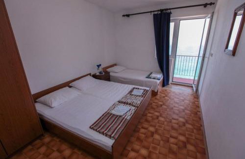 Robinson Tabinja - Foto 14