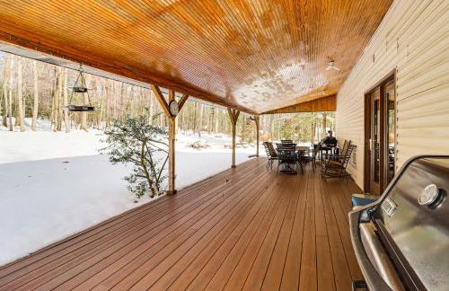 4 Mi to Camelback! Group-Friendly Poconos Cabin - Foto 30