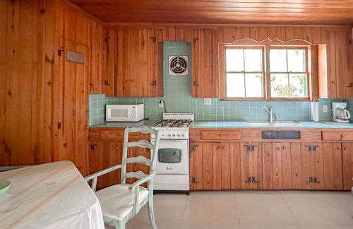 Cozy Victorian Apartment Downtown Sleeps 5 - Foto 19