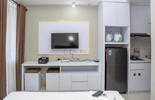 Comfort Studio at LRT City Jatibening Apartment - Photo 20
