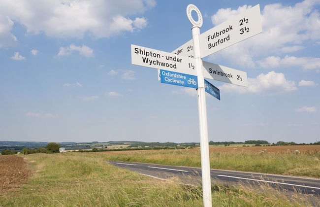 Stunning 2 Bed Cottage in Fordwells - Foto 29