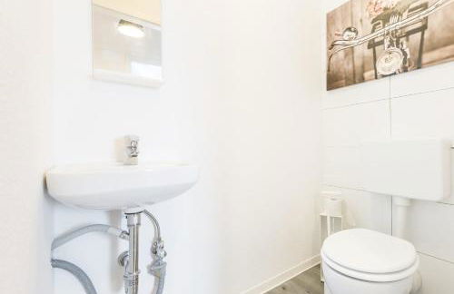 Fully Equipped Apartments with Balcony - Photo 27