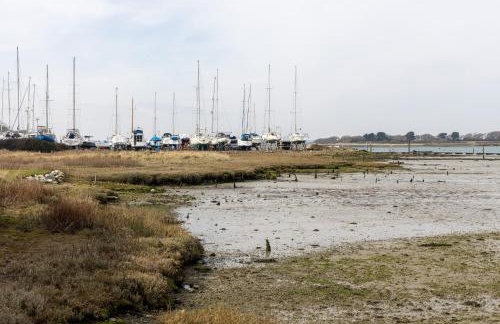 City Centre Entire Studio Apartment- Self check in - Foto 27