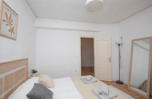 Lujoso Apartamento en Valencia 3 Dormitorios con Parking - Photo 4