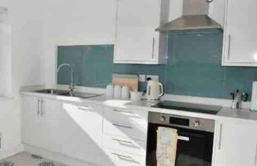 Anglesey home by the sea - Photo 11