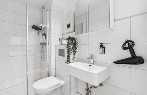 Hellohome I Gemütliches City Studio mit großer Dachterrasse & Parkplatz - Foto 6