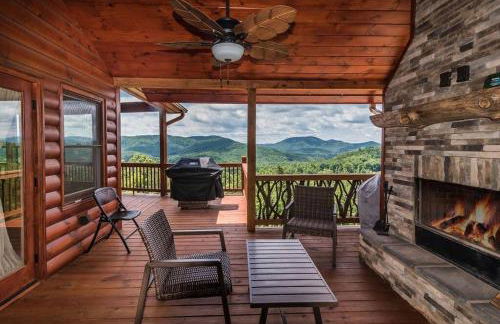 Majestic mountaintop cabin, hot tub, fireplaces - Foto 13