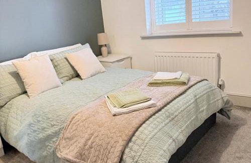 Luxury House - Sleeps 6 - near Nec Parking - Foto 3