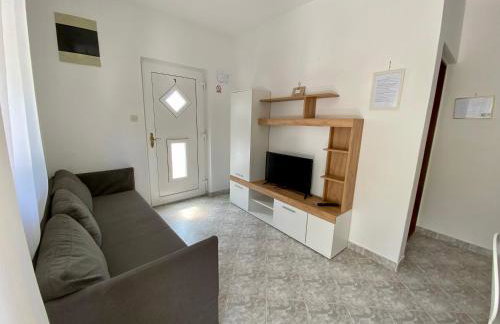 Apartments Brezović Škrapavac - 40m from the beach - Photo 18