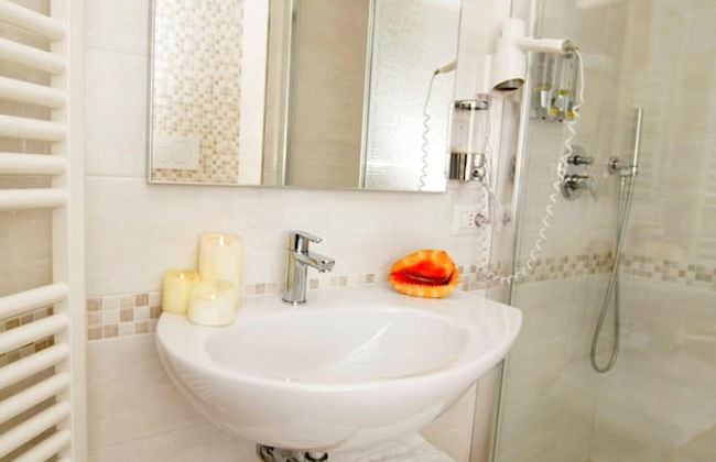 Brezza Marina Luxury Rooms - Foto 26