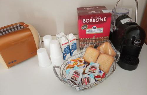 Aurora and Brothers' home - Photo 11