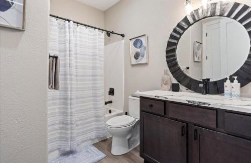 Upscale Lakeside Condo with Extraordinary Amenities at Topsider in Osage Beach 19mm - Photo 45