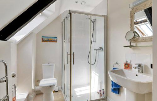 Finest Retreats - Filspholly - Photo 18