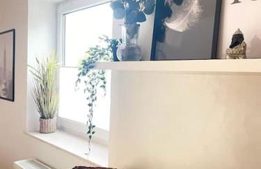 MEGHA Living - 2 Zimmer Appartments mit Küche - Zentral - Foto 17