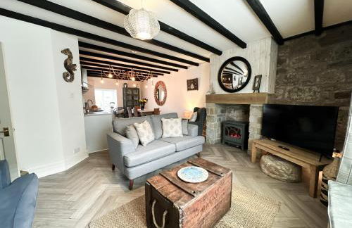 Harbour Way Cottage by Coast & Country Stays - Photo 2