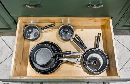 3BR Cozy Family Home with HotTub & Spacious Backyard - Foto 51