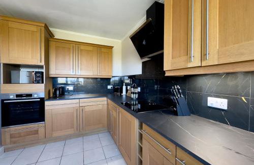 Spacious 4-Bed Lake District Getaway for Groups - Foto 4