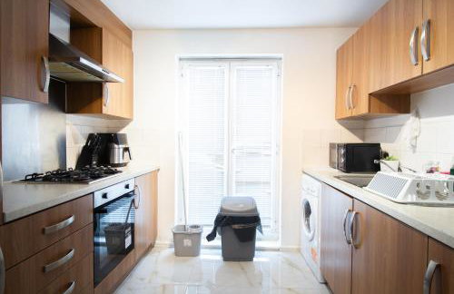 Close to City Centre 3-Bed Townhouse, Sleeps 7, Free Parking, Great Transport Links - Foto 14