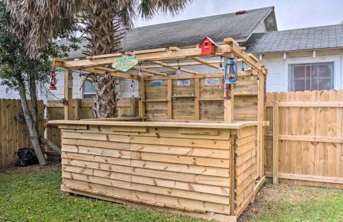 Idyllic Pensacola Home with Yard and Fire Pit! - Foto 24