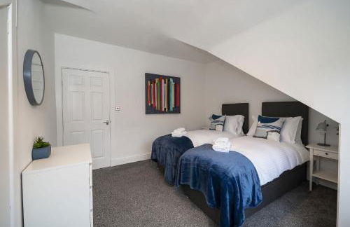 Serviced Apartment Near Glasgow Airport and Hospital with Free Parking Long Stays Available - Foto 18