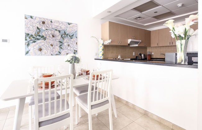 Stylish + Cozy 1BR in Sports City - Photo 14