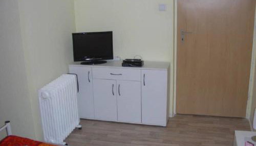 Kleine FEWO zentral gelegen - Foto 5