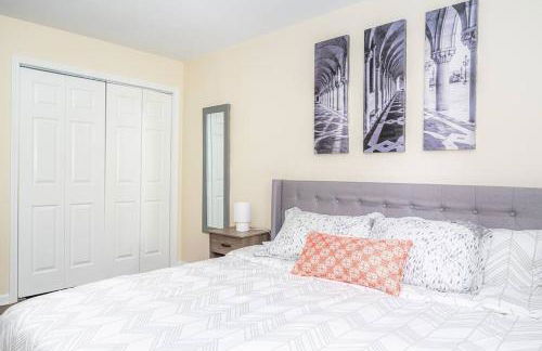 *Cool Crib * King Bed * Long Term Stays * Duke* - Foto 11