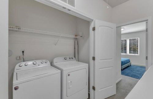 3BR Townhouse King Bed Garage Near NC State - Foto 27