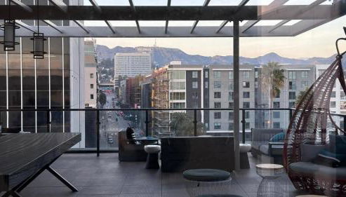 Hollywood CHIC Studio with FREE parking - Photo 2