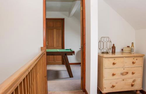 Court Farm - Photo 15