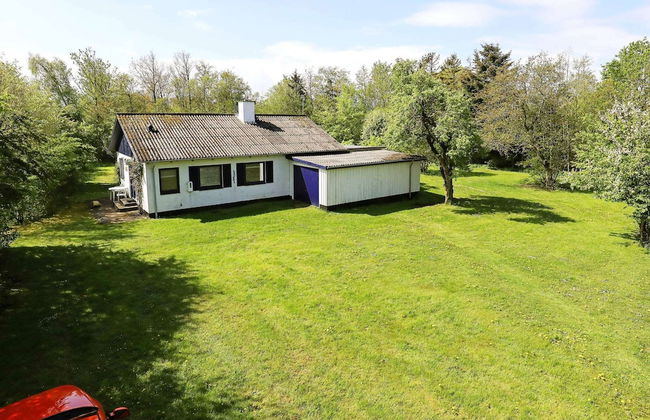 Refreshing Holiday Home in Spøttrup near Sea - Foto 26