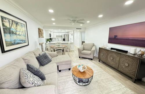 2 BR Condo in St Augustine across from Beach - Foto 1