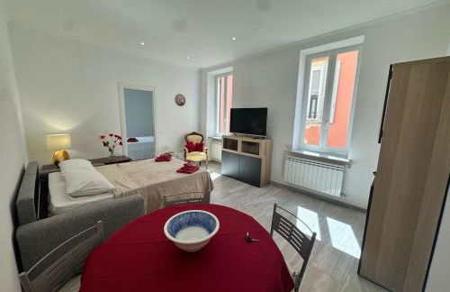 Splendida Casa vista mare per 4 persone di fronte alle spiagge di Bussana - Foto 33