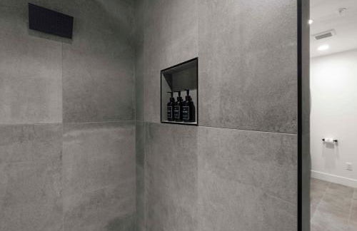 Zion Loft Unit 5 - Photo 13