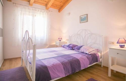 Holiday home in Pore with swimming pool - Photo 28