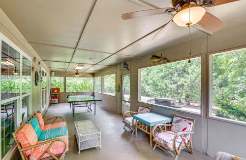 half Mi to Lake Texoma Home with Fire Pit and Grill! - Photo 2