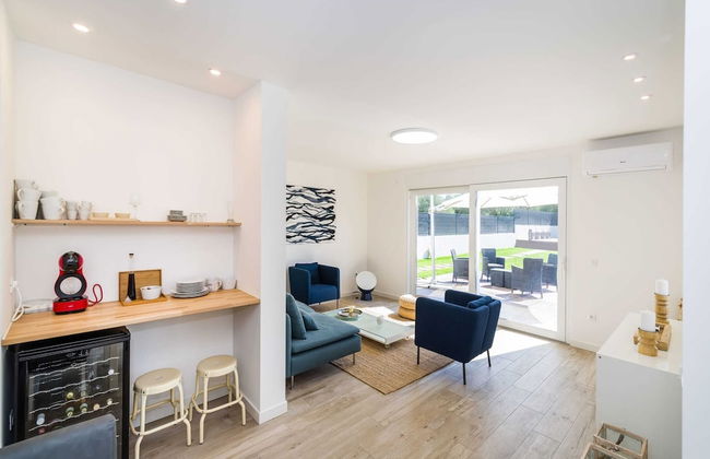 Nice Villa With Private Pool, Fenced Garden, Roofed Terrace, Near the Beach - Foto 9