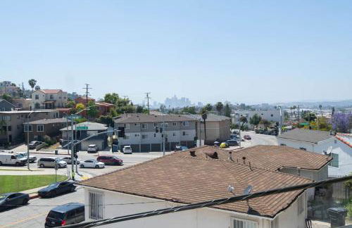 Lovely 2bedroom condo with free parking on premise - Foto 9