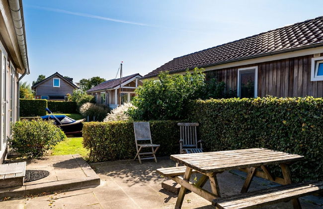 Beautiful Chalet With Sauna and Right on the Water - Foto 12