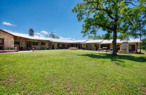 DH RIVER LODGE! Gather your herd here! - Foto 5