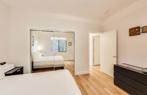 Luxurious Hillside Home wAC & Gorgeous SF Views! - Foto 41