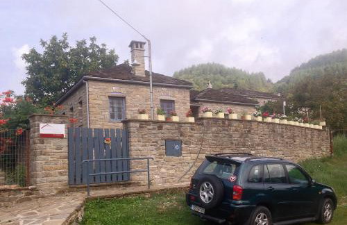 Papigo Stonehouse - Photo 2