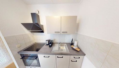 3-Raum-Ferienwohnung mit Balkon, Straßenbahnlinie 5 fußläufig erreichbar, WLAN - Foto 3