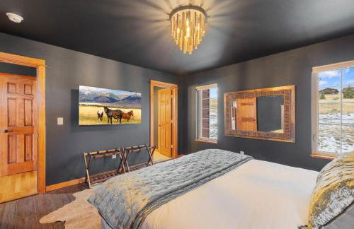 30 Miles to Yellowstone Hot Tub Game Room AC - Foto 16