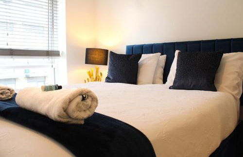 Stylish Essex Apartment, Balcony & Scenic Views - Foto 27