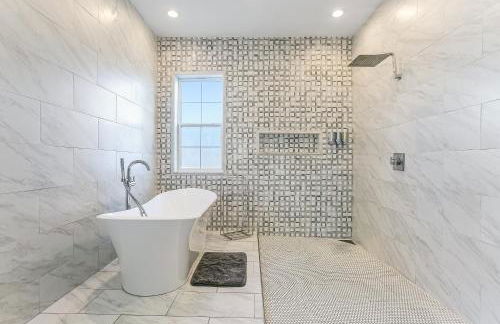 Sunny home walking distance to Quarter and Dome - Foto 9