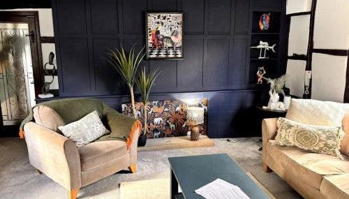 Stylish Tudor Cottage & Hot Tub - Foto 3