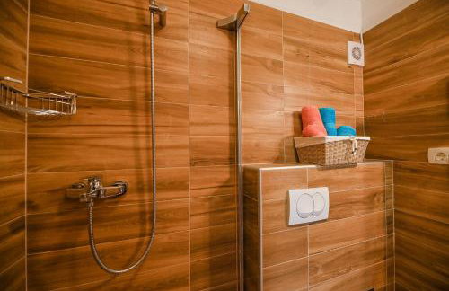 Villa Brbon - Serene Getaway - Foto 45